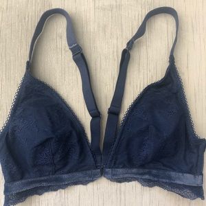 Victoria’s Secret blue bralette S